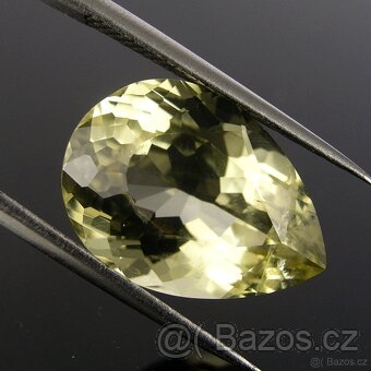 Křišťál-Křemen- kapka, modif. bril. - 9,39 ct. - 5