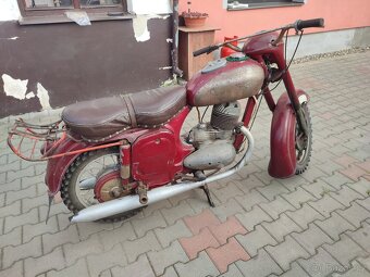 Jawa 250 - 5