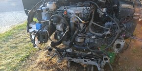 VW Passat B6 4x4 kombi 2006 BKP 6Q FUQ lak L041 - 5