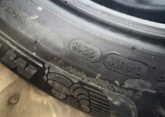 Zimní pneu 235/60/18 R18 Michelin (7,5-8mm) - 5