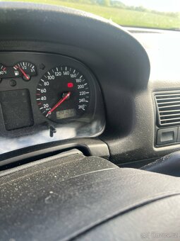volkswagen golf 4 1.6 - 5