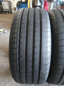 Sada letních pneu 225/40/19.Goodyear. - 5