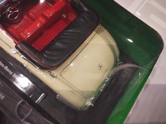 Model auta - 1955 Mercedes-Benz 300s, 1:18 - 5
