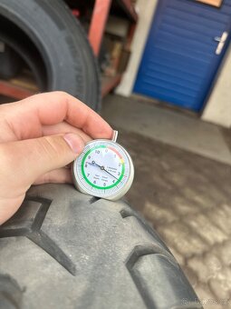 Pneu 180/55 R17 zadní a 120/70 R17 pření - 5