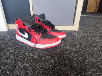 Nike Jordan 1 mid - 5