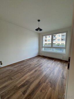 Pronájem 3+kk 92 m² s garáží a balkonem – Praha Hlubočepy - 5