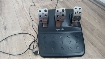 Prodám volant Logitech g29 + logitech řadící páka - 5