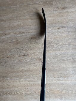 NOVÁ Hokejka CCM Jetspeed 350, pravá P29, INT. Flex 65 - 5