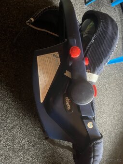 Prodám vajíčko a autosedačku - 5