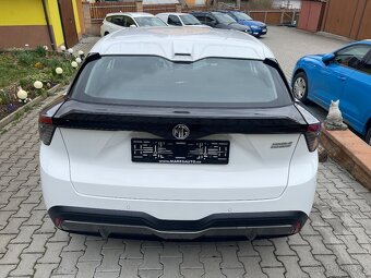 Prodám MG 4 Electric r,v,10/2022 125 KW baterie 54 KWh DPH - 5