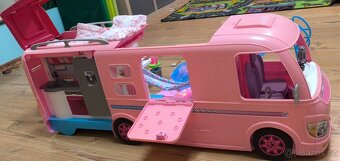 Barbie karavan - 5