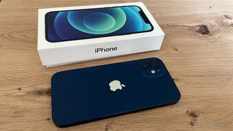 Apple iPhone 12 64GB, příslušenství, 4800Kč - 5