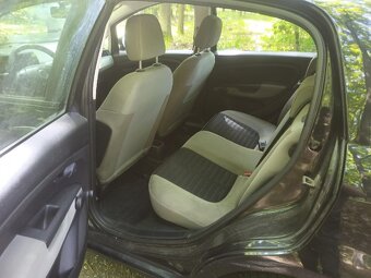 Zachovalé Grande Punto 1,4 bez investic, pouze 134 000 Km - 5