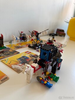 LEGO Piráti, Ostrované, Hrady - 5
