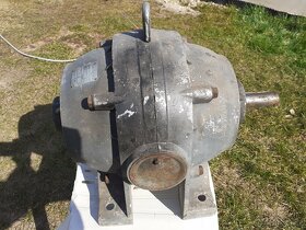 Prodám hliníkový elektromotor AEG - 5