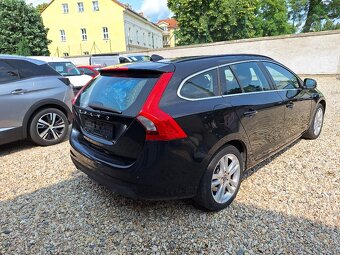 Volvo V60 2.0d 120KW D3 Servisní kniha - 5