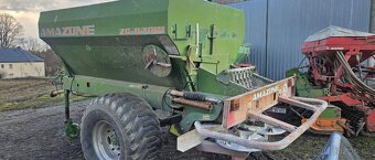 Rozmetadlo vápna Amazone ZGB 7001 - 5