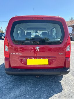 Peugeot Partner Tepee 1.6 HDI 68 kW 1. MAJITEL 5-MÍST SERVIS - 5
