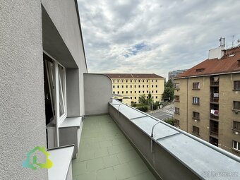 Pronájem slunného bytu 1+kk s terasou – Praha 4, Nusle, ul. - 5