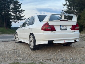 Mitsubishi Lancer Evo IV - 5