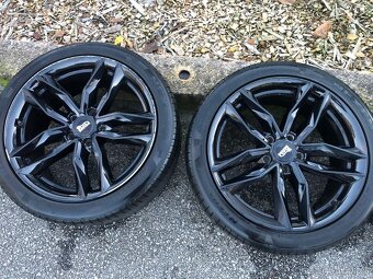 MAM alu kola 235/45/R18 - 5