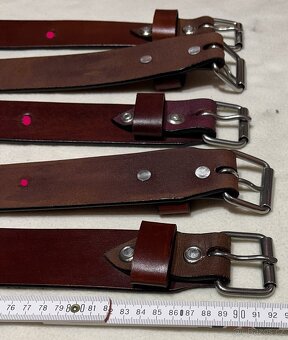 Westernový zadní podbřišníkový řemen kožený červený - 5