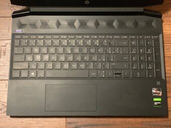 HP pavilion gameing 15 - 5