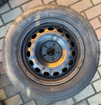 Zimní pneu Nexen 215/65/r16 - 5