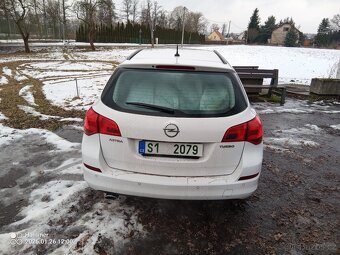 Opel Astra combi 2011 1.4 T - 5