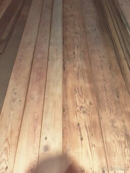 Prodám stará borovicová prkna. - 5