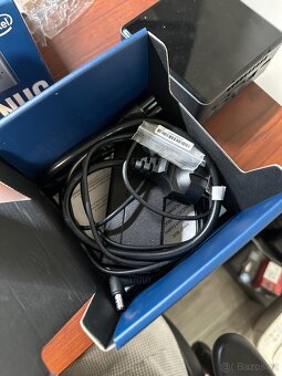 Intel NUC 7 (BOXNUC7PJYHN2 mini počítač - 5