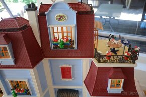 Playmobil® Dollhouse 70205 Velký dům pro panenky a prislusen - 5