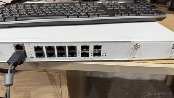 SOPHOS XG310 FW HW, 12GB RAM, SSD 256GB, CPU I3 - 5