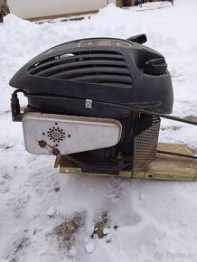 Motor z rotavátoru - 5