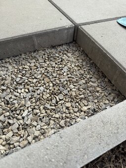 Zánovní betonové dlaždice 50x50x5cm 160ks plus dělené - 5