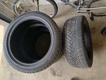 Pneu r17 - 5