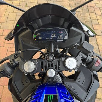 Yamaha yzf r125 2020 Monster MotoGp Edice - 5