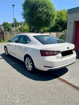 Škoda Superb III 1,6 TDI automat - 5