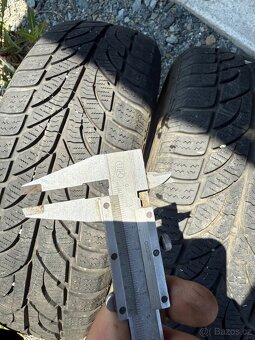 Pneu 195/65r15 - 5