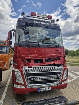 Volvo FH 4, 540 HP, 2016, 808000 km - nepojízdné po nehodě - 5