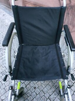 široký skládací invalidní vozík - PLNÁ KOLA - 5