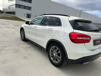 Mercedes-Benz GLA 220d 4Matic - 5