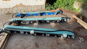 Podávaci stoly pro štípací automaty - 5