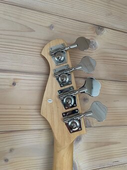 Elektrická baskytara - 5