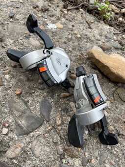 Řadící páčky Shimano Deore XT M750 3x9 - 5