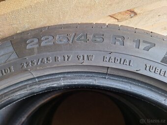 Prodám letní pneu 225/45/17 Continental sport contact 5 - 5