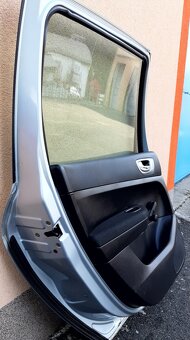 Zadní levé dveře na PEUGEOT 307 kombi r.v. 03/02 - 12/09 - 5