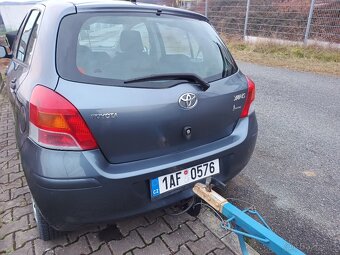 Prodám Toyota Yaris 1.0 VVT-i 51kW 5M/T - 5