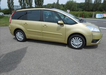 Citroën C4 Picasso 1,8 92 kW 7 Míst Serviska benzín - 5