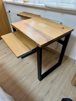 Designový PC stolek z masivního dubu – ruční práce na míru - 5